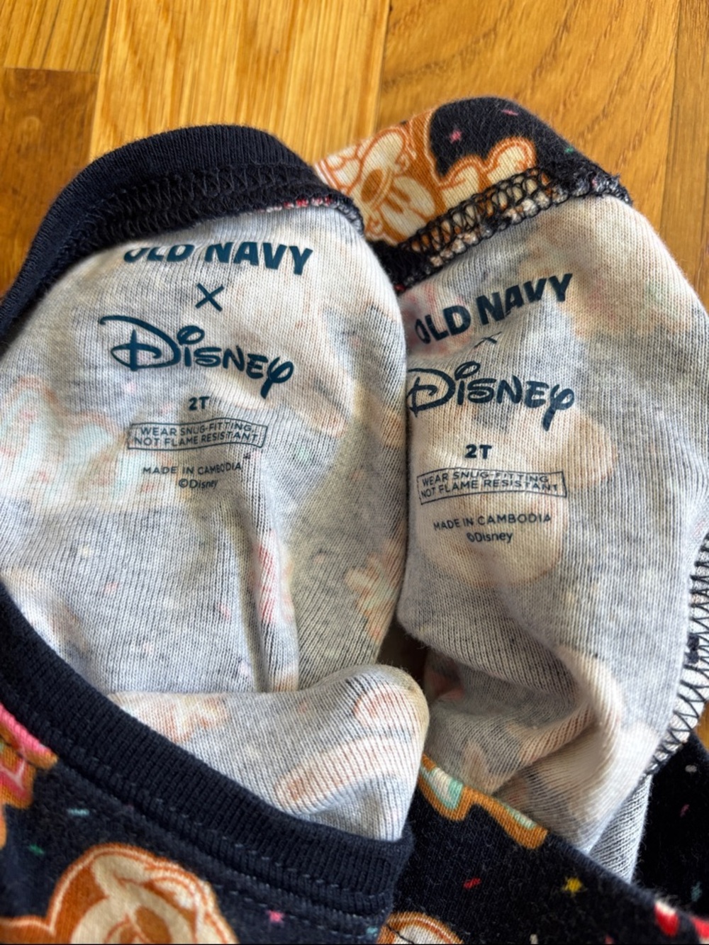 2T Old Navy Disney Pajama Set - Picture 6 of 6